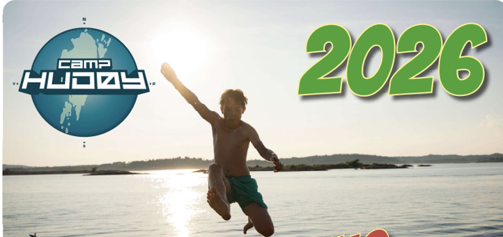 et barn som hopper i vannet